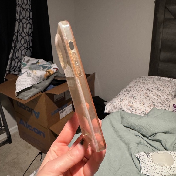 iPhone 13 pro case - Picture 2 of 3